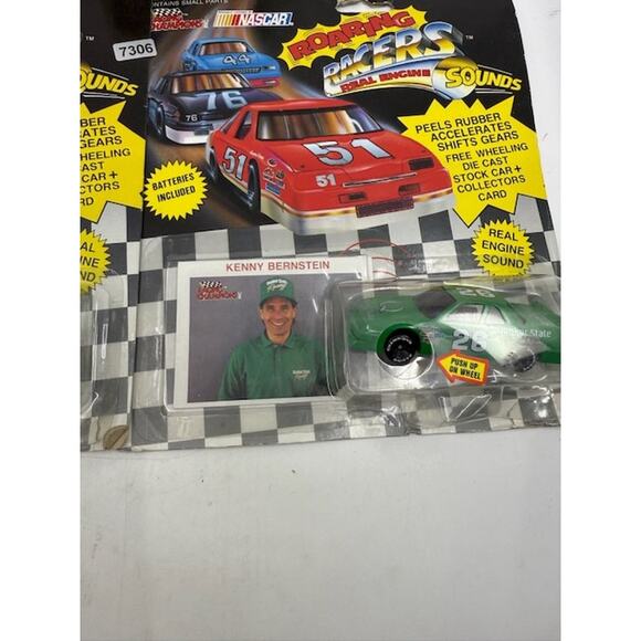 NEW Racing Champions Roaring Racers NASCAR 1990 1:64 Scale Diecasts - 3 Pieces - Picture 4 of 10